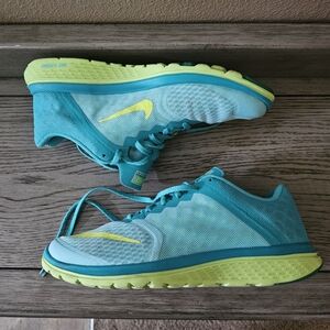 Nike FS Lite Run Blue Lime Green Running Shoes Woman Size 9 Lightweight Sneakers